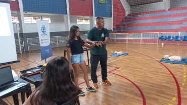 Foto 19: TREINAMENTO DE PRIMEIROS SOCORROS