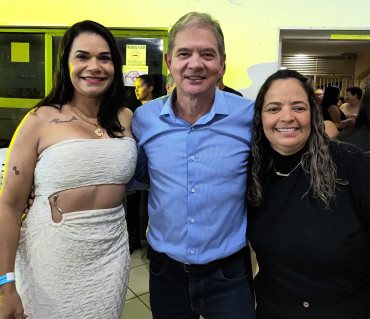 Foto 23: Funcionários Municipais de Quatá são homenageados com festa