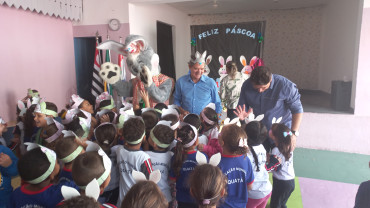 Foto 128: Entrega de Ovos de Páscoa 2025
