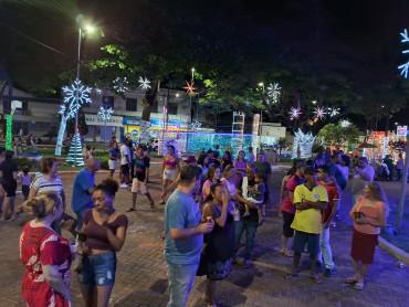 Foto 70: Natal Encantado das Fadas reúne programação cultural e ações de fim de ano em Quatá