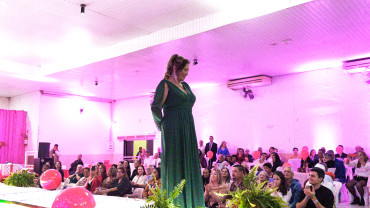 Foto 108: Candidata de Quatá vence Concurso Miss Terceira Idade Regional 2025