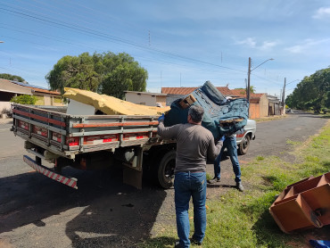 Foto 51: Prefeitura de Quatá realiza mais um arrastão contra a Dengue e Escorpião