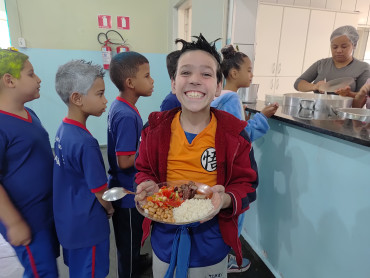 Foto 15: Churrasco marca as comemorações alusivas ao Dia das Crianças