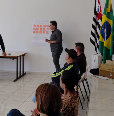 Foto 14: Funcionários Municipais e lideranças participam de  Workshop 