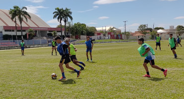 Foto 4: Avaliação do Sfera Futebol Clube reúne atletas de Quatá