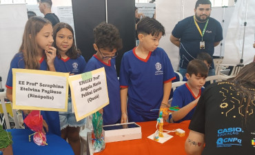 Foto 5: Alunos de Quatá participam do RoboMakerFest 2025 com projetos inovadores de Robótica 
