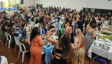 Foto 214: Funcionários Municipais de Quatá são homenageados com festa