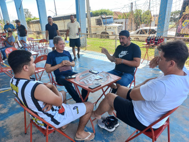 Foto 30: Torneio de Truco é realizado em comemoração ao Dia do Trabalhador