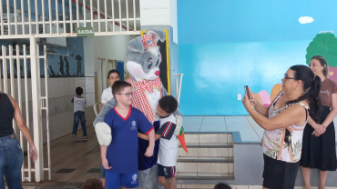 Foto 178: Entrega de Ovos de Páscoa 2025