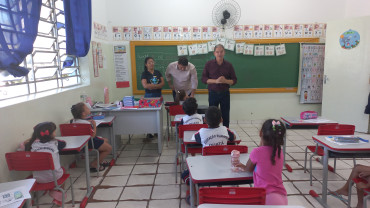 Foto 156: Volta às Aulas em Quatá: Alunos recebem Kit Escolar e Mimo especial