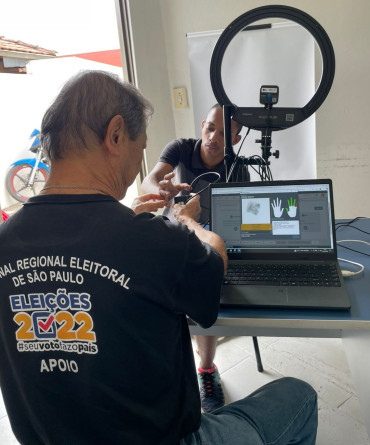 Foto 6: Junta do Cartório Eleitoral realiza mais um atendimento para 1º Título de Eleitor e Regularização da Biometria