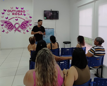 Saúde realiza ações alusivas a Campanha do outubro Rosa