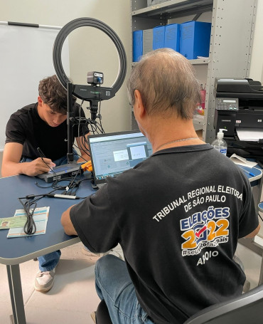 Foto 4: Junta do Cartório Eleitoral realiza mais um atendimento para 1º Título de Eleitor e Regularização da Biometria