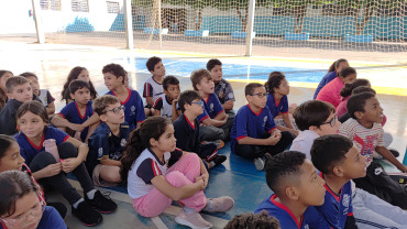 Foto 6: Palestra de conscientização sobre o combate ao tráfico de animais silvestres