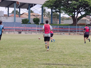 Foto 24: Avaliação do Sfera Futebol Clube reúne atletas de Quatá