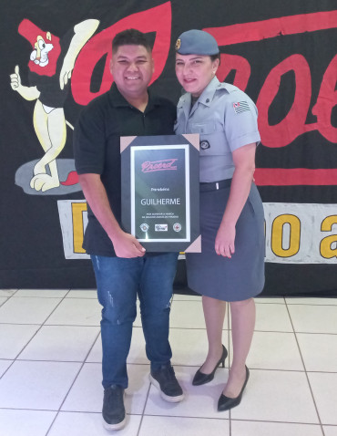 Foto 225: Alunos dos 5º anos de Escolas Municipais recebem certificado do Proerd