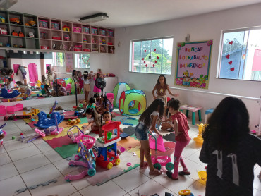 Foto 81: Prefeitura de Quatá realiza festa em comemoração ao Dia das Crianças
