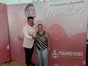 Foto 48: Show de mágica marca evento em especial ao Dia da Mulher