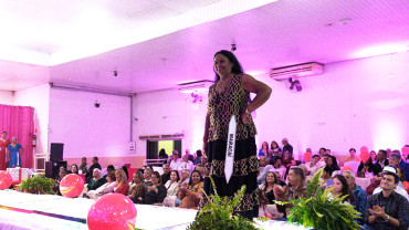 Foto 210: Candidata de Quatá vence Concurso Miss Terceira Idade Regional 2025