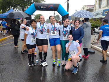 Foto 52: 5ª TVCom Running - Corrida de Pedestres em comemoração ao aniversário de Quatá