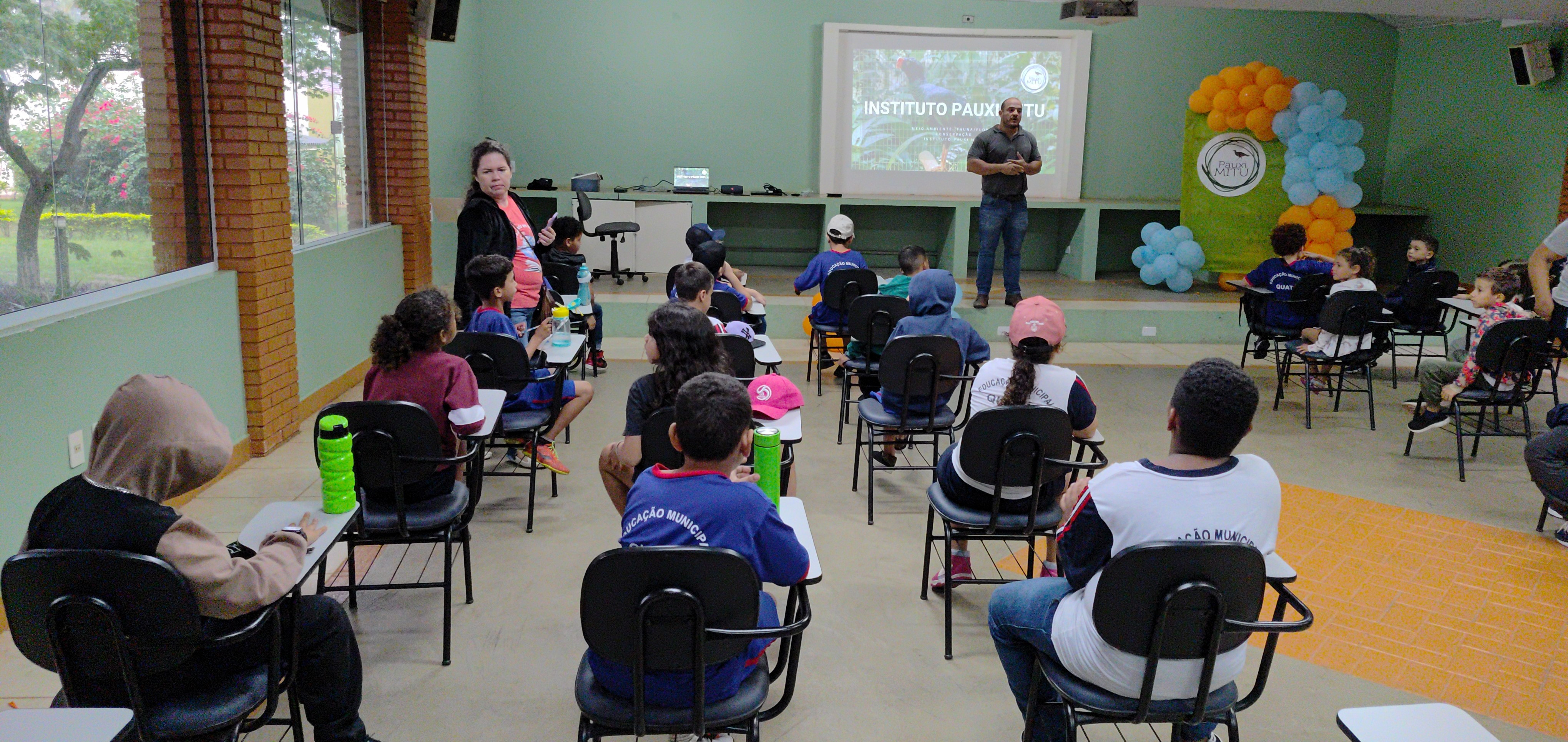 Foto 2: Prefeitura de Quata e Usina Ibéria promovem ação educativa para conservação de aves ameaçadas   