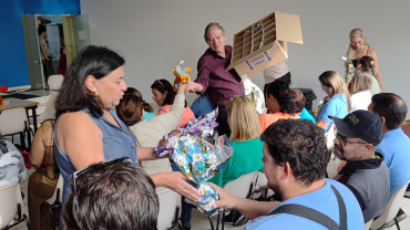 Foto 22: Entrega de Ovos de Páscoa 2025