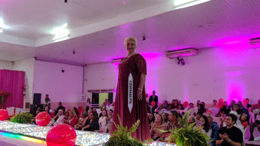 Foto 120: Candidata de Quatá vence Concurso Miss Terceira Idade Regional 2025