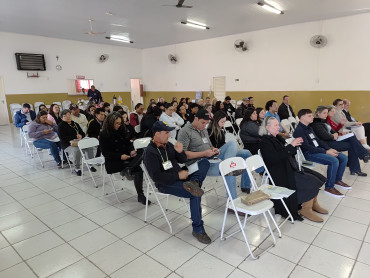 Foto 76: 6ª Conferência Municipal de Saúde reúne comunidade para discutir propostas sobre o SUS em Quatá