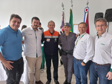 Foto 42: Campanha 