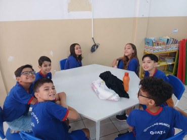 Foto 13: Alunos de Quatá participam do RoboMakerFest 2025 com projetos inovadores de Robótica 
