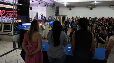 Foto 154: Alunos dos 5º anos de Escolas Municipais recebem certificado do Proerd