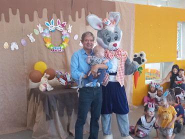 Foto 143: Entrega de Ovos de Páscoa 2025