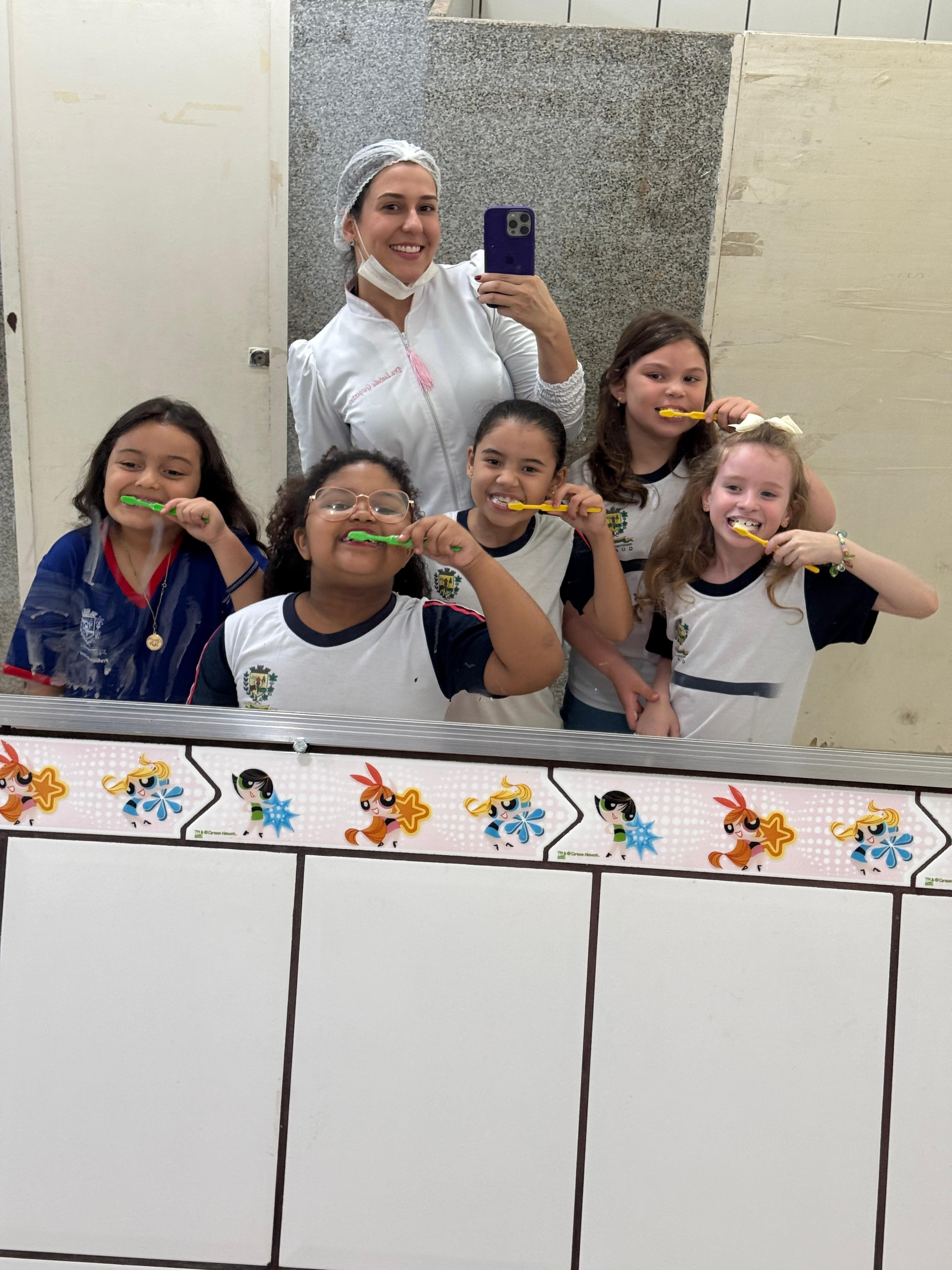 Foto 17: Ações de prevenção em saúde bucal