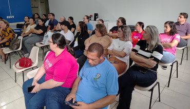 Foto 13: Funcionários participam de capacitação sobre o Estatuto da Criança e do Adolescente e violência sexual