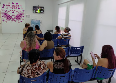 Foto 44: Saúde realiza ações alusivas a Campanha do outubro Rosa