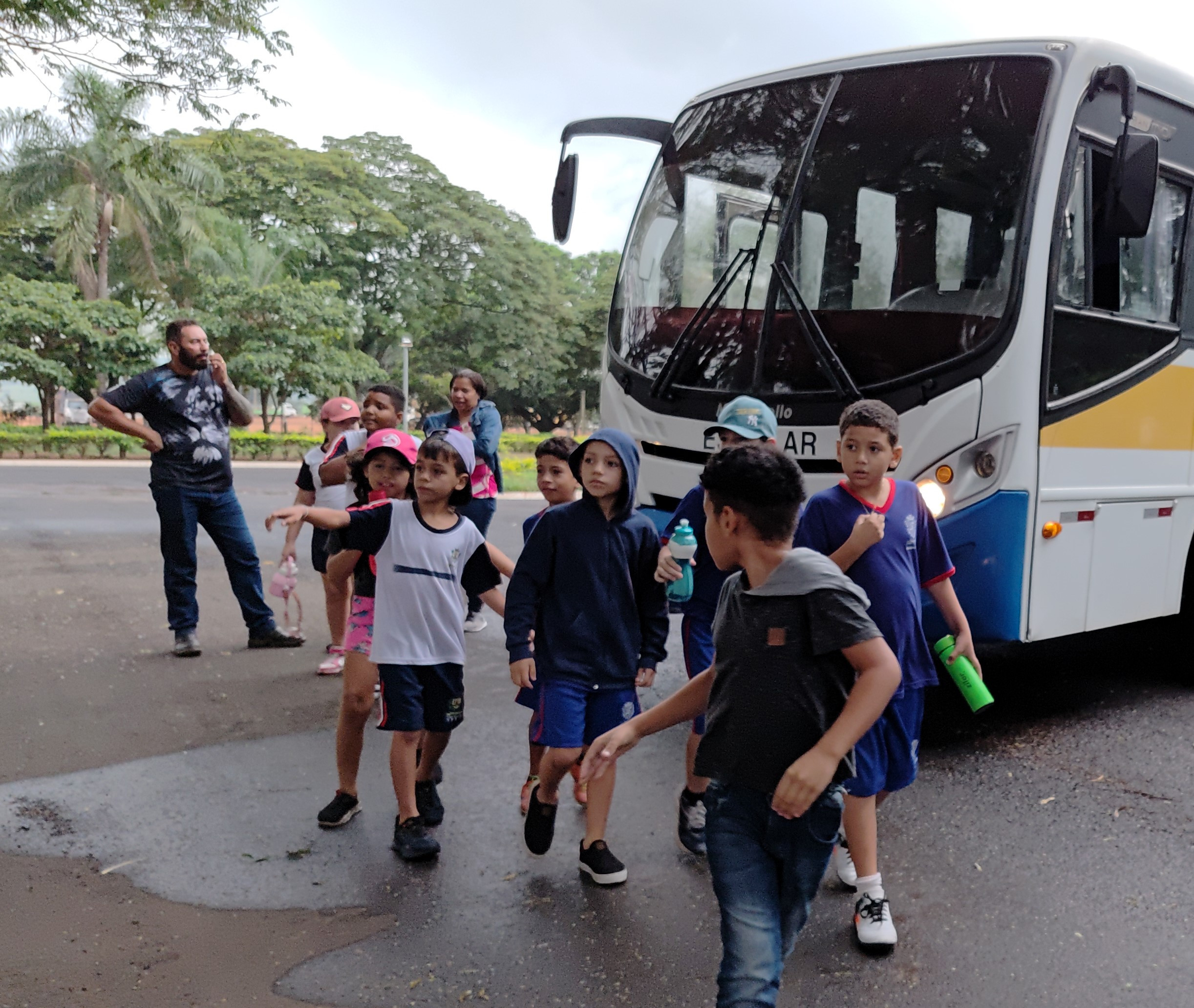 Foto 20: Prefeitura de Quata e Usina Ibéria promovem ação educativa para conservação de aves ameaçadas   