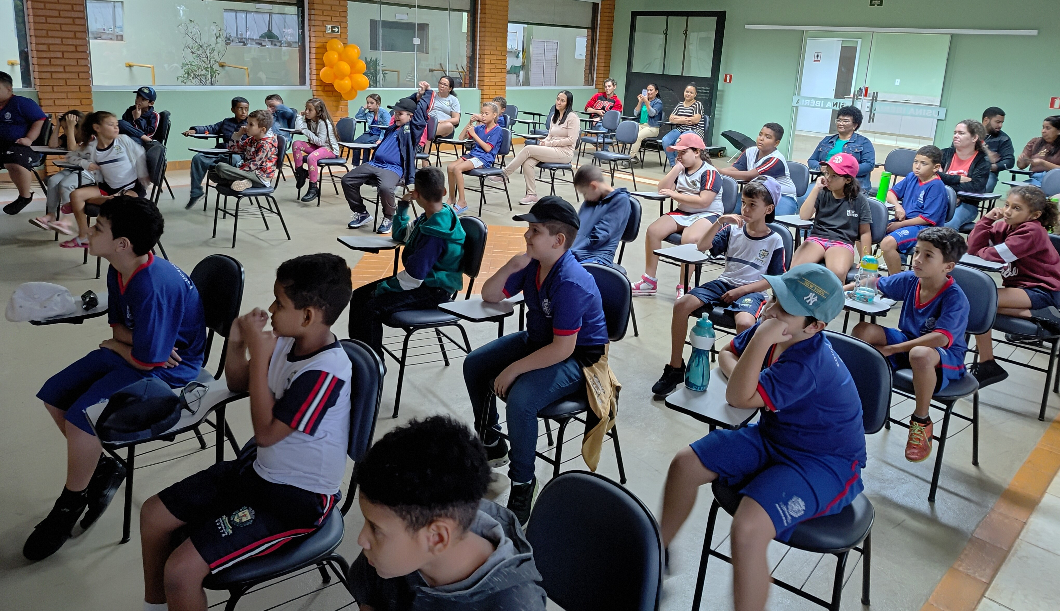 Foto 18: Prefeitura de Quata e Usina Ibéria promovem ação educativa para conservação de aves ameaçadas   
