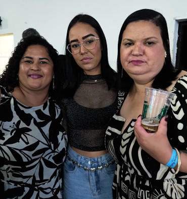 Foto 181: Funcionários Municipais de Quatá são homenageados com festa