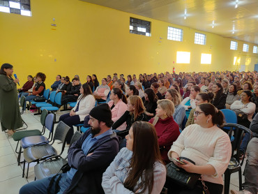 Foto 18: Educação promove treinamento baseado na Lei Lucas