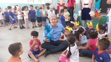 Foto 102: Entrega de Ovos de Páscoa 2025