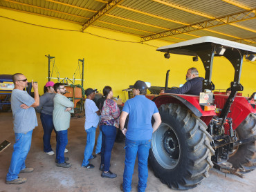 Foto 2: Curso de Tratorista é realizado com sucesso em Quatá
