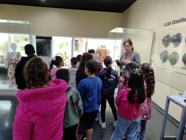 Foto 4: Alunos de Quatá visitam o Museu Índia Vanuíre em Tupã