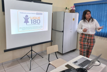 Foto 1: Ação Contra a Violência à Mulher: Agosto Lilás!