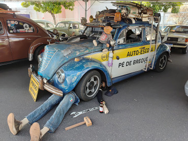 Foto 11: 3º Encontro de Carros Antigos e Motociclistas reúne centenas de expositores em Quatá
