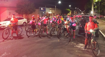 Foto 61: Caminhada e Passeio Ciclístico em prol do Outubro Rosa