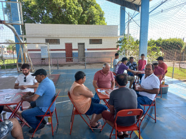 Foto 15: Torneio de Truco é realizado em comemoração ao Dia do Trabalhador