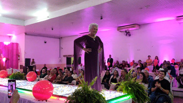 Foto 104: Candidata de Quatá vence Concurso Miss Terceira Idade Regional 2025