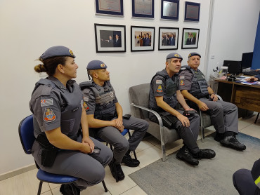 Foto 3: Prefeitura de Quatá reforça parceria com a Polícia Militar em reunião com Comando de Marília / Tupã
