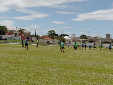 Foto 21: Avaliação do Sfera Futebol Clube reúne atletas de Quatá