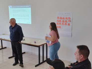 Foto 16: Funcionários Municipais e lideranças participam de  Workshop 